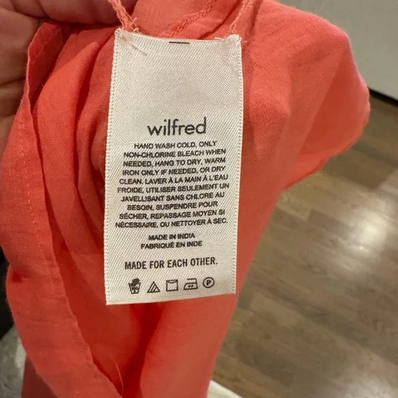 Women's Coral Peasant Blouse - Lightweight V-Neck
Aritzia Wilfred Reiki Blouse - Picture 7 of 9